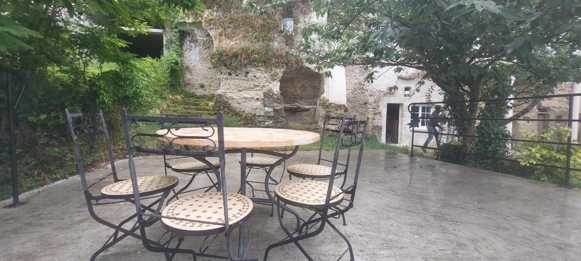 Troglo Entre Caves Et Chateaux Montlouis-sur-Loire Exterior photo